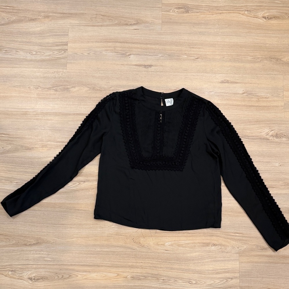 Paper Crane Black Lace-Trim Long Sleeve Blouse